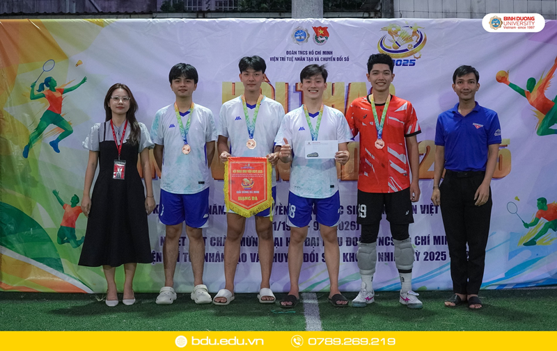 Hoi thao Sinh vien 2025 (6)